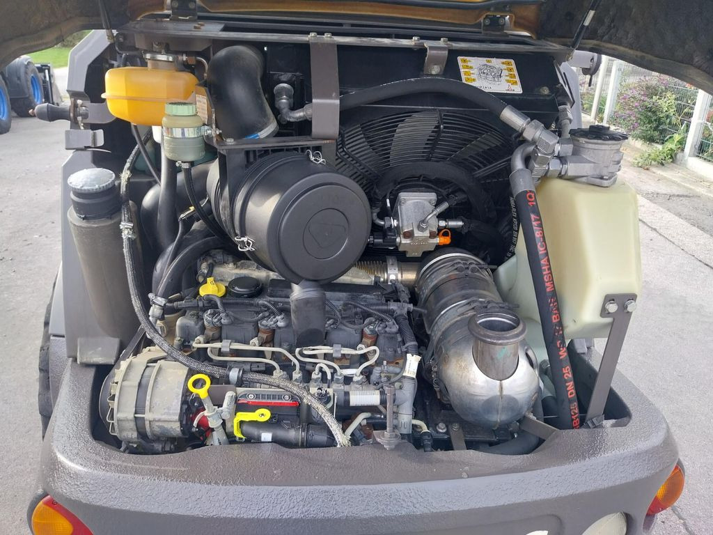 MECALAC AX 850 - Radlader: das Bild 5 MECALAC AX 850 - Radlader: das Bild 5