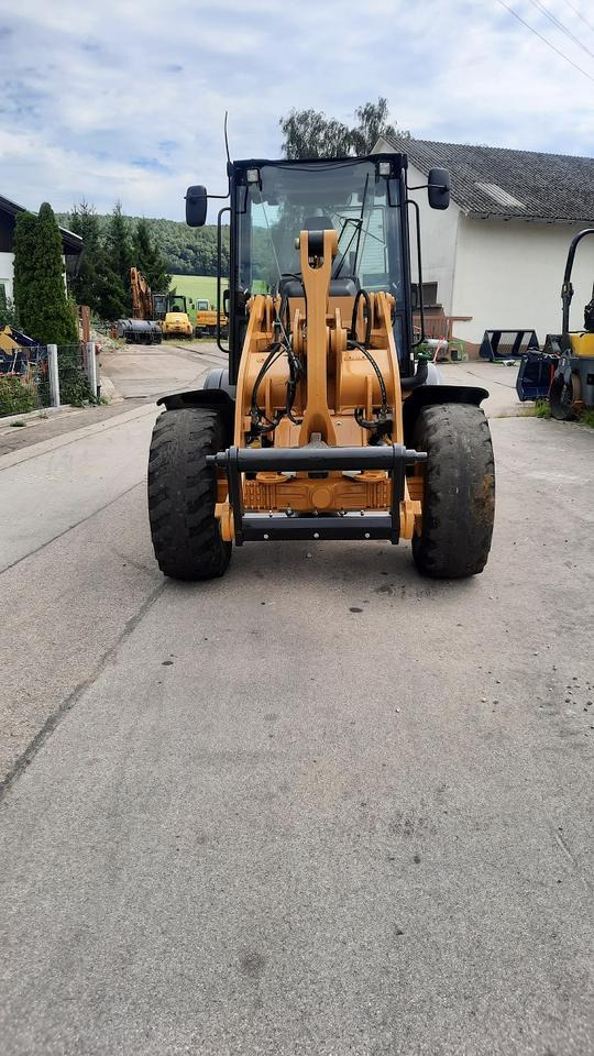 Radlader Cat 908M 906 907 2018 Hoflader Lader Schaufellader - Hoflader: das Bild 2 Radlader Cat 908M 906 907 2018 Hoflader Lader Schaufellader - Hoflader: das Bild 2
