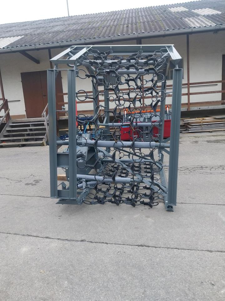 Wiesenegge 6 - 8m Wiesenstriegel Wiesenschleppe Schlepper - Wiesenschleppe: das Bild 3 Wiesenegge 6 - 8m Wiesenstriegel Wiesenschleppe Schlepper - Wiesenschleppe: das Bild 3