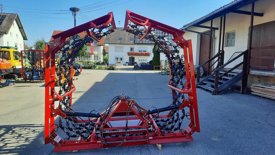 Wiesenegge 6 - 8m Wiesenstriegel Wiesenschleppe Traktor Egge - Wiesenschleppe: das Bild 5 Wiesenegge 6 - 8m Wiesenstriegel Wiesenschleppe Traktor Egge - Wiesenschleppe: das Bild 5