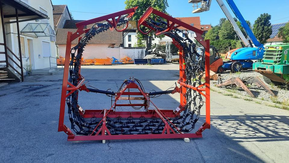 Wiesenegge 6 - 8m Wiesenstriegel Wiesenschleppe Traktor Egge - Wiesenschleppe: das Bild 1 Wiesenegge 6 - 8m Wiesenstriegel Wiesenschleppe Traktor Egge - Wiesenschleppe: das Bild 1