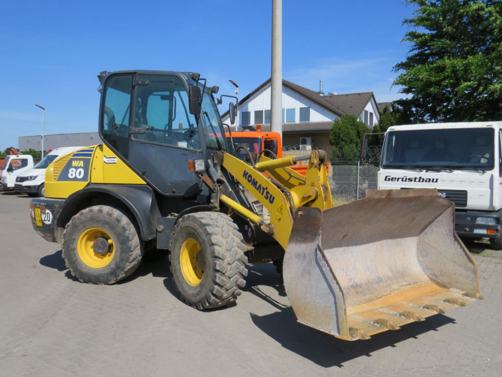 KOMATSU HANOMAG Radlader WA 80 - 6 Radlader - Radlader: das Bild 2 KOMATSU HANOMAG Radlader WA 80 - 6 Radlader - Radlader: das Bild 2