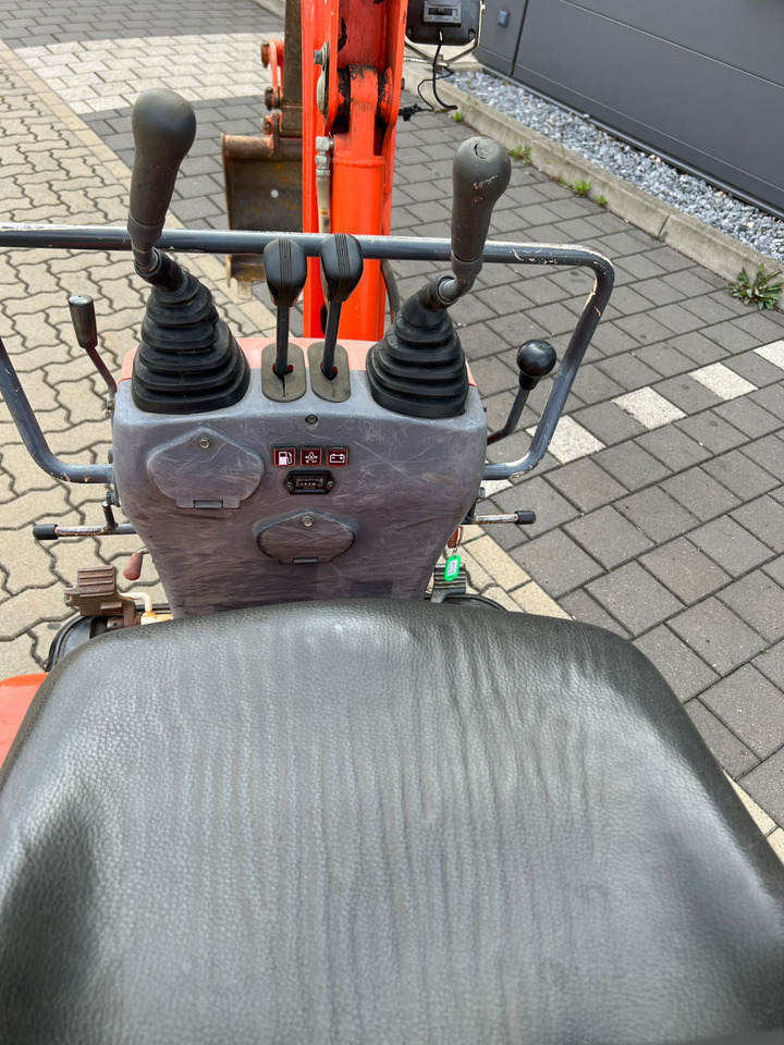 KUBOTA Minibagger U 10 - 3 Minibagger Kurzheck - Minibagger: das Bild 5 KUBOTA Minibagger U 10 - 3 Minibagger Kurzheck - Minibagger: das Bild 5