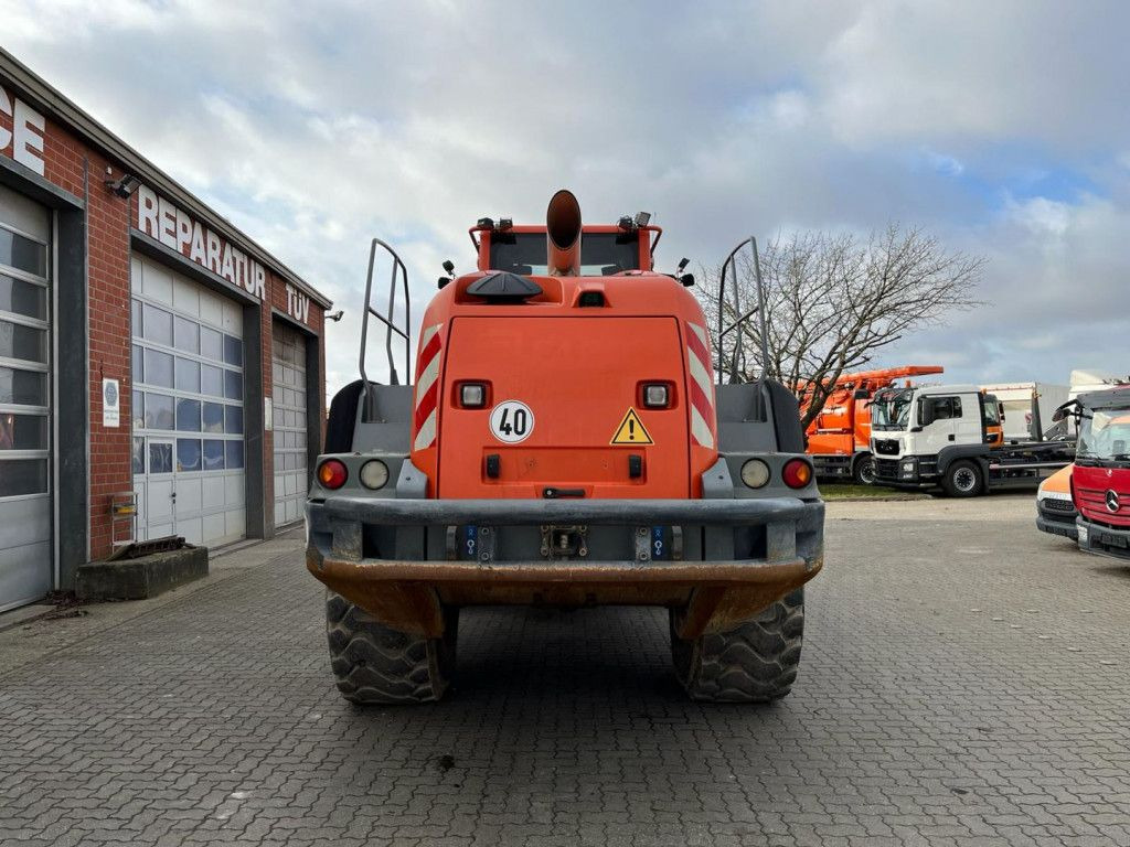 Liebherr Radlader L 566 Radlader - Radlader: das Bild 4 Liebherr Radlader L 566 Radlader - Radlader: das Bild 4
