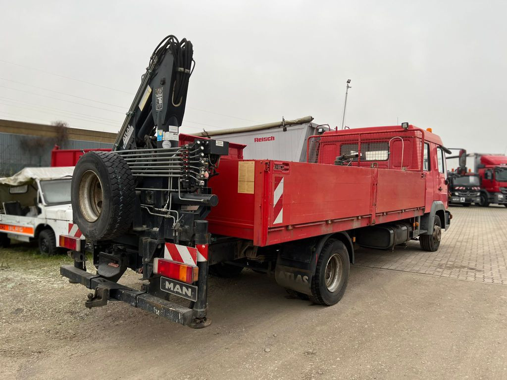 MAN LE 12.225 LC Pritsche Heckkran 6 Zylinder Doka Topzust - Pritsche LKW, Autokran: das Bild 3 MAN LE 12.225 LC Pritsche Heckkran 6 Zylinder Doka Topzust - Pritsche LKW, Autokran: das Bild 3