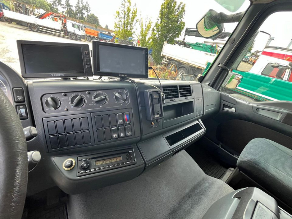 MAN TG-L 12.220 4x2 BL Standardkoffer LBW LBW 1.5 to - Koffer LKW: das Bild 3 MAN TG-L 12.220 4x2 BL Standardkoffer LBW LBW 1.5 to - Koffer LKW: das Bild 3