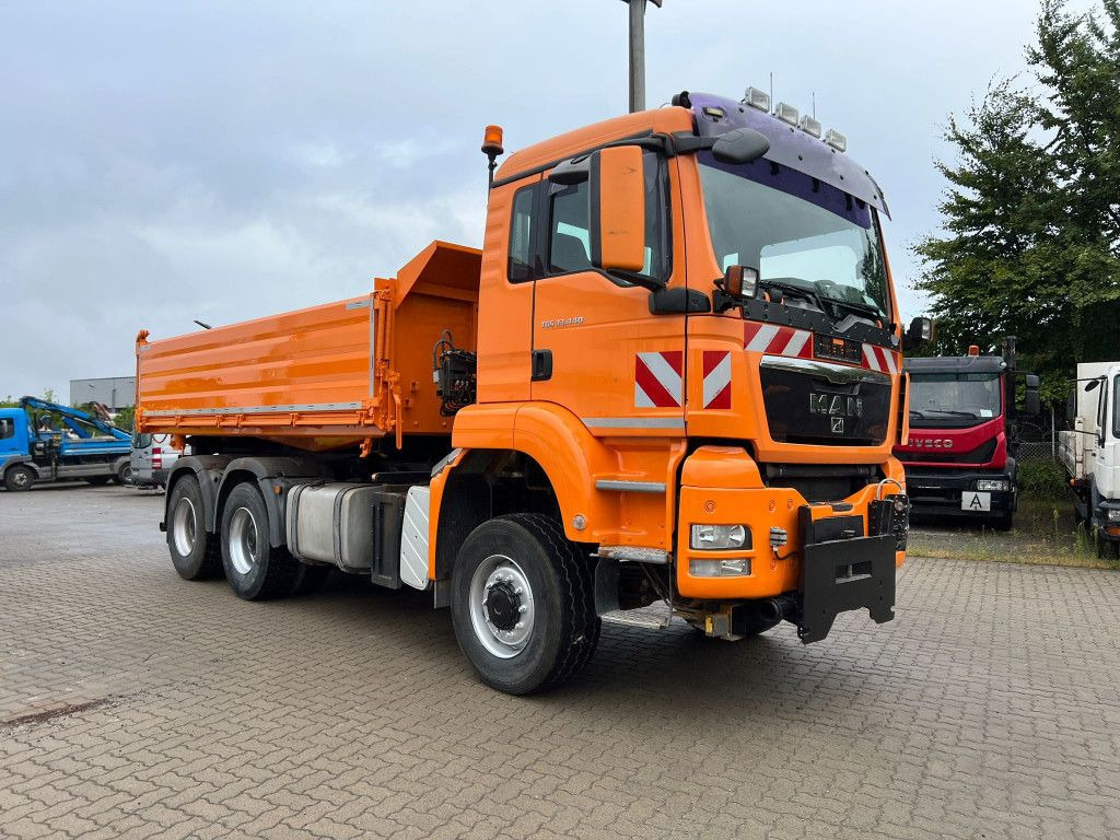 MAN TG-S 33.440 AK 6x6 3-Achs Allradkipper - Kipper: das Bild 2 MAN TG-S 33.440 AK 6x6 3-Achs Allradkipper - Kipper: das Bild 2