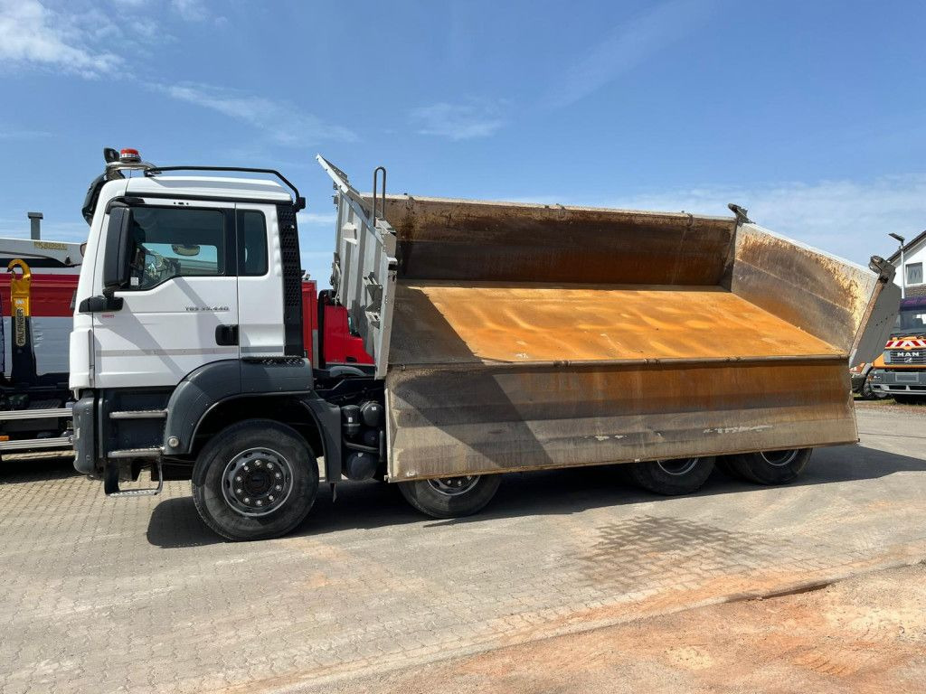 MAN TG-S 35.440 8x4 BB 4-Achs Kipper MeillerBordmati - Kipper: das Bild 3 MAN TG-S 35.440 8x4 BB 4-Achs Kipper MeillerBordmati - Kipper: das Bild 3