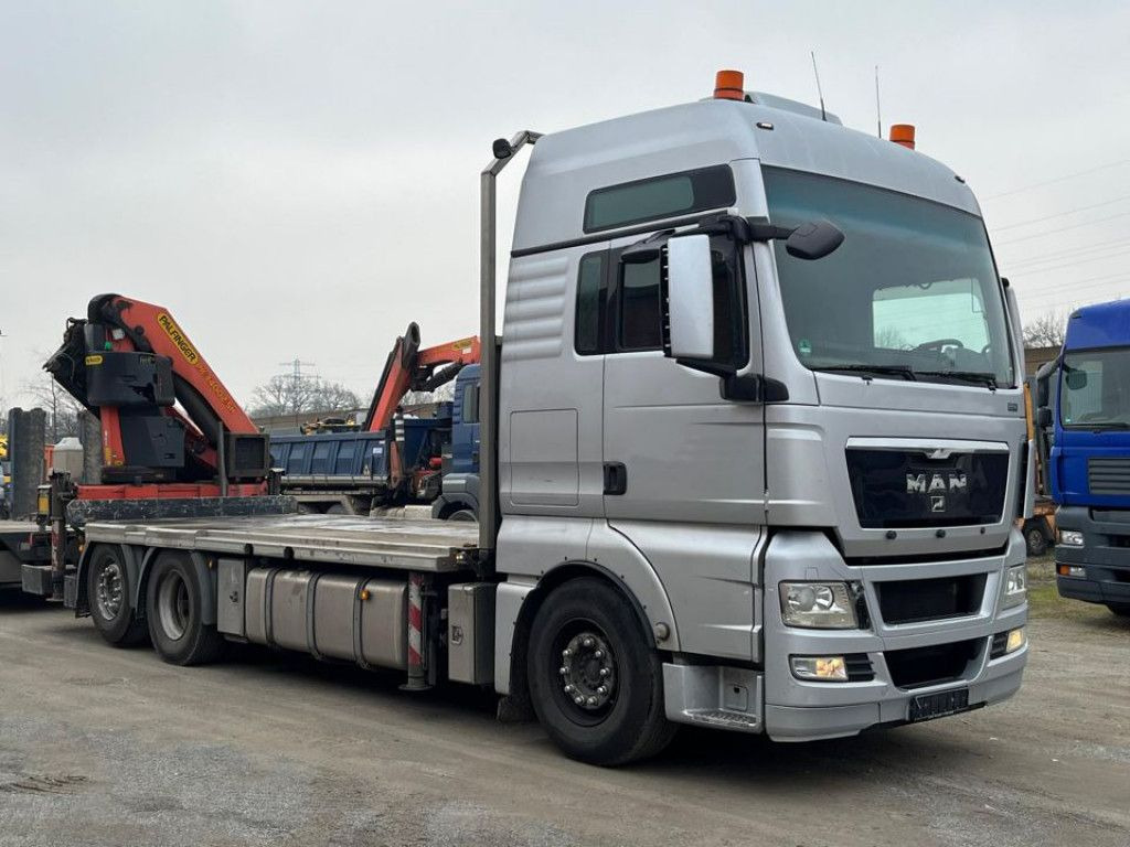 MAN TG-X 26.400 6x2 Pritsche Heckkran Palfinger PK 3 - Autokran, Pritsche LKW: das Bild 2 MAN TG-X 26.400 6x2 Pritsche Heckkran Palfinger PK 3 - Autokran, Pritsche LKW: das Bild 2