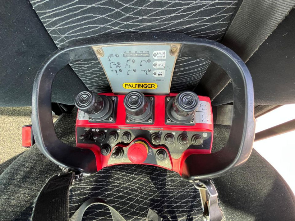 MERCEDES-BENZ Arocs 2545 6x4 HAD Pritsche Heckkran PK 41002 - Pritsche LKW, Autokran: das Bild 2 MERCEDES-BENZ Arocs 2545 6x4 HAD Pritsche Heckkran PK 41002 - Pritsche LKW, Autokran: das Bild 2