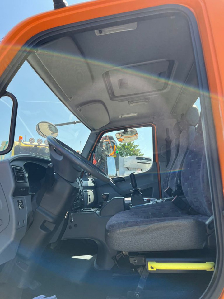 MERCEDES-BENZ Unimog U20 2-Achs Allradkipper Kran Palfinger Kran - Kipper, Autokran: das Bild 4 MERCEDES-BENZ Unimog U20 2-Achs Allradkipper Kran Palfinger Kran - Kipper, Autokran: das Bild 4