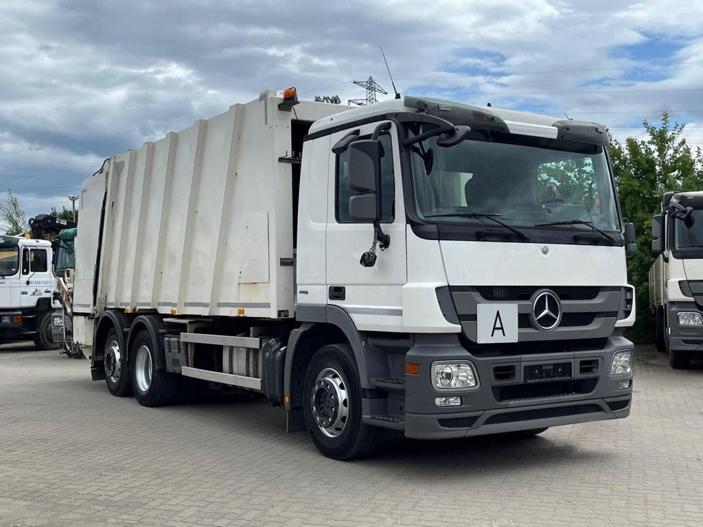 Mercedes-Benz Actros 2532 L 6x2 Müllwagen Faun Powerpress 25m³ - Müllwagen: das Bild 2 Mercedes-Benz Actros 2532 L 6x2 Müllwagen Faun Powerpress 25m³ - Müllwagen: das Bild 2