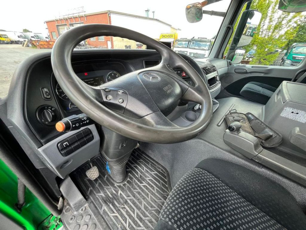 Mercedes-Benz Actros 2641 6x4 Betonpumpe Schwing S 36 X nur 2 - Betonpumpe: das Bild 5 Mercedes-Benz Actros 2641 6x4 Betonpumpe Schwing S 36 X nur 2 - Betonpumpe: das Bild 5