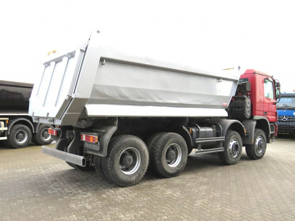 Mercedes-Benz Actros 4141 8x6 4 Achs Muldenkipper Kupplung, 1. - Kipper: das Bild 4 Mercedes-Benz Actros 4141 8x6 4 Achs Muldenkipper Kupplung, 1. - Kipper: das Bild 4