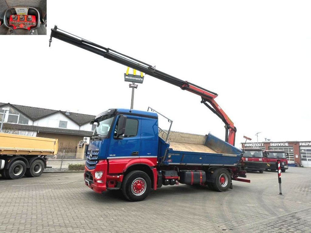 Mercedes-Benz Arocs 1845 4x4 HAD 2-Achs Allradkipper Kran Funk Mercedes-Benz Arocs 1845 4x4 HAD 2-Achs Allradkipper Heckkran - Kipper, Autokran: das Bild 3 Mercedes-Benz Arocs 1845 4x4 HAD 2-Achs Allradkipper Kran Funk Mercedes-Benz Arocs 1845 4x4 HAD 2-Achs Allradkipper Heckkran - Kipper, Autokran: das Bild 3