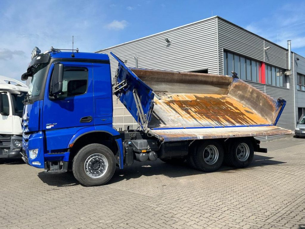 Mercedes-Benz Arocs 2642 6x4 3-Achs Kipper Bordmatik nur 163TK - Kipper: das Bild 3 Mercedes-Benz Arocs 2642 6x4 3-Achs Kipper Bordmatik nur 163TK - Kipper: das Bild 3