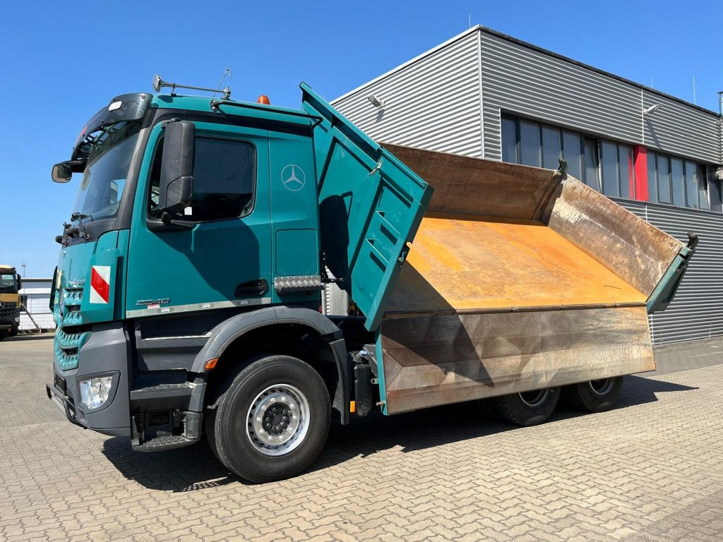 Mercedes-Benz Arocs 2648 6x4 3-Achs Kipper Bordmatik - Kipper: das Bild 3 Mercedes-Benz Arocs 2648 6x4 3-Achs Kipper Bordmatik - Kipper: das Bild 3