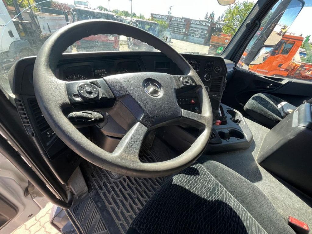 Mercedes-Benz Arocs 3240 B 8x4 4 Achs Muldenkipper Meiller - Kipper: das Bild 5 Mercedes-Benz Arocs 3240 B 8x4 4 Achs Muldenkipper Meiller - Kipper: das Bild 5