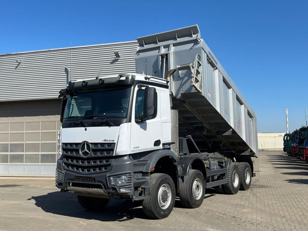 Mercedes-Benz Arocs 4153 8x6 4 Achs Muldenkipper Meiller - Kipper: das Bild 1 Mercedes-Benz Arocs 4153 8x6 4 Achs Muldenkipper Meiller - Kipper: das Bild 1