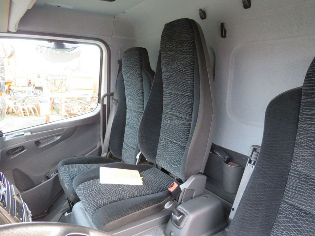 Planen Transporter Mercedes-Benz Atego 818 L Pritsche LBW LBW 1 to AHK+Luftans: das Bild 11