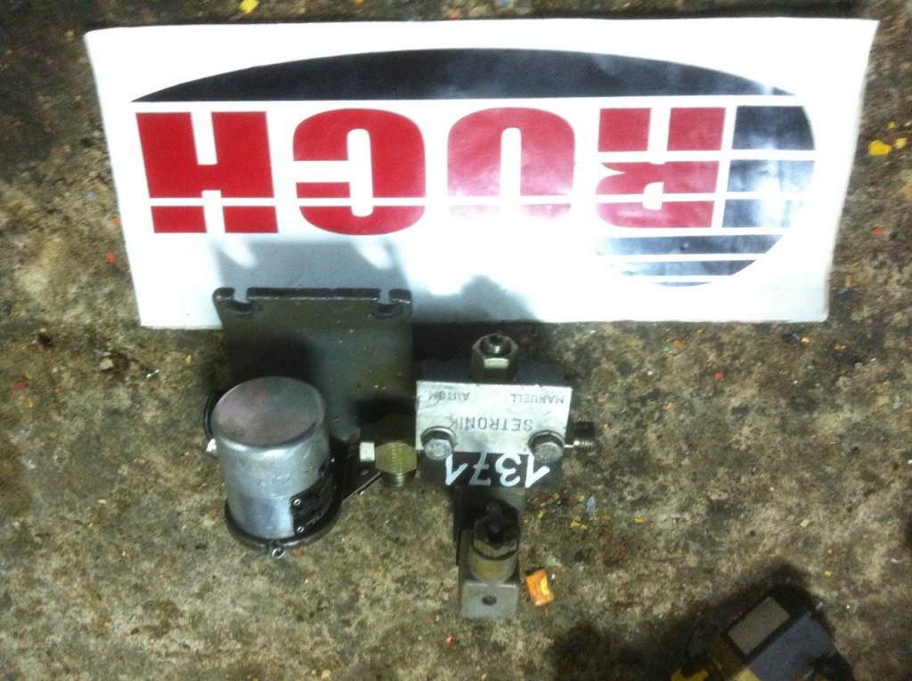 BRUENINGHAUS HYDROMATIK 1 SEKCYJNY + 0/64091 GP35D4-MO.NE.IG1AP12 + 2943021235 9433448 557.17.04.02 - Hydraulik ventil für Baumaschine: das Bild 1 BRUENINGHAUS HYDROMATIK 1 SEKCYJNY + 0/64091 GP35D4-MO.NE.IG1AP12 + 2943021235 9433448 557.17.04.02 - Hydraulik ventil für Baumaschine: das Bild 1