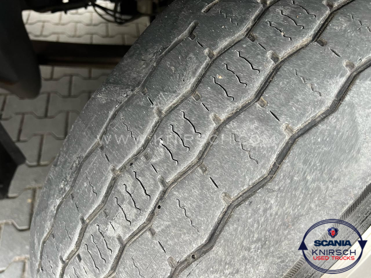 SCANIA P 270 DB4x2MNA - Koffer LKW: das Bild 4 SCANIA P 270 DB4x2MNA - Koffer LKW: das Bild 4
