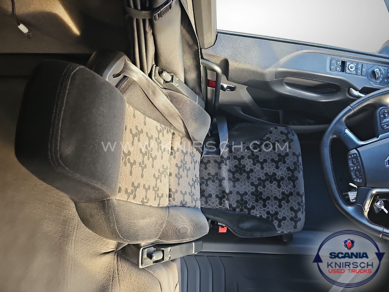 SCANIA R 450 A4x2LA Retarder Standklima - Sattelzugmaschine: das Bild 4 SCANIA R 450 A4x2LA Retarder Standklima - Sattelzugmaschine: das Bild 4