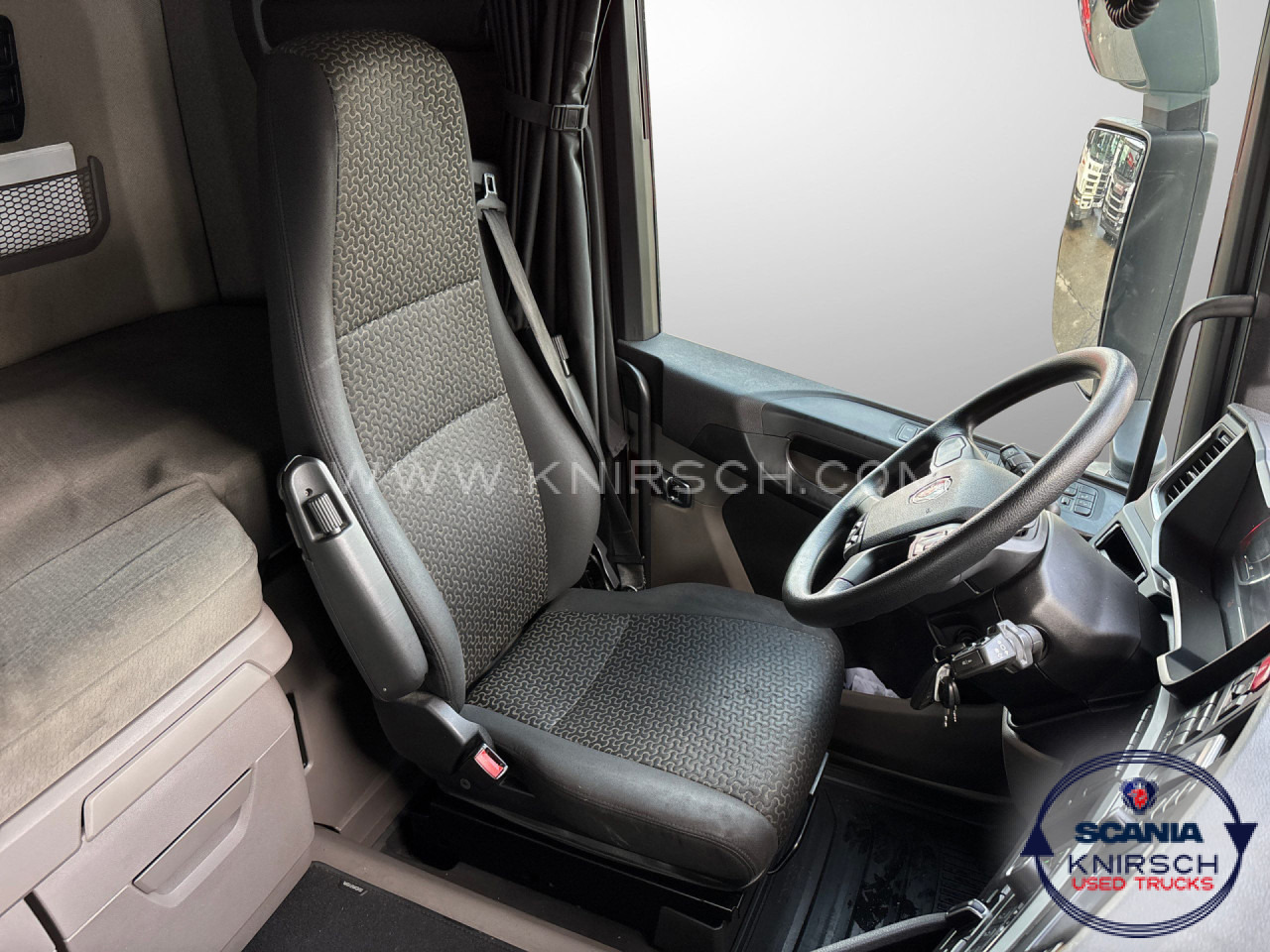 SCANIA R450A4x2NA / Highline / LED / Retarder / Opticruis - Sattelzugmaschine: das Bild 4 SCANIA R450A4x2NA / Highline / LED / Retarder / Opticruis - Sattelzugmaschine: das Bild 4