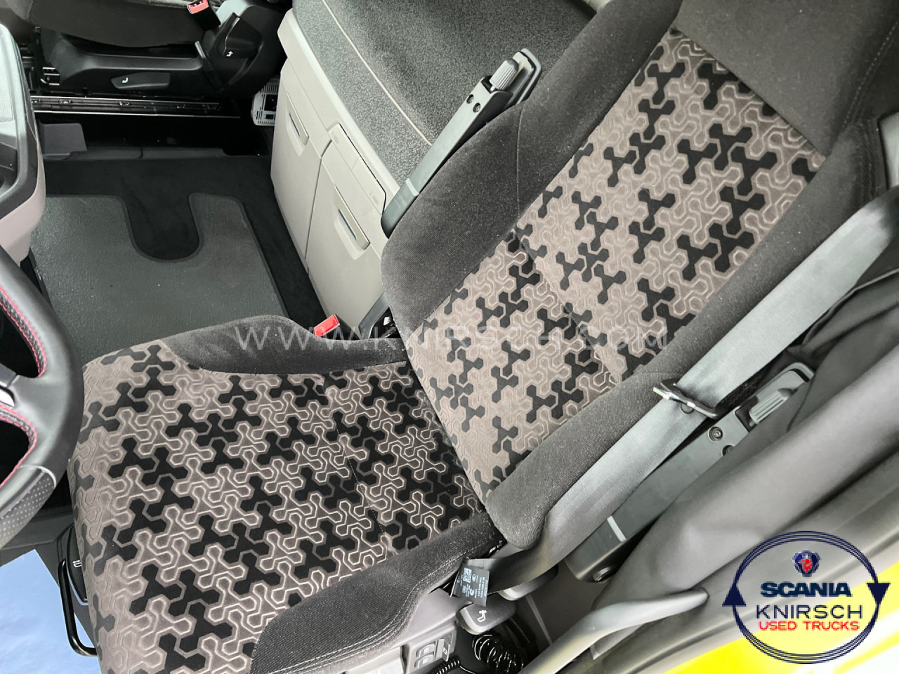SCANIA S590A6X4NB - Sattelzugmaschine: das Bild 4 SCANIA S590A6X4NB - Sattelzugmaschine: das Bild 4