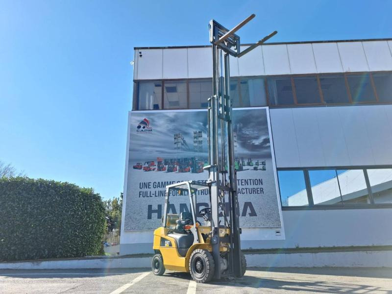 Treibgasstapler Caterpillar GP25NTD: das Bild 8