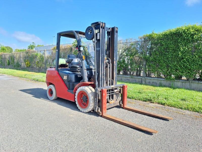 Hangcha XF35G - Treibgasstapler: das Bild 2 Hangcha XF35G - Treibgasstapler: das Bild 2