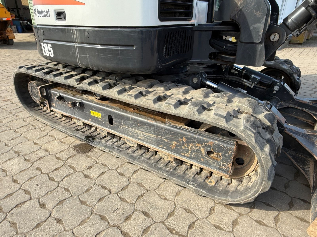 Bobcat E 85, BJ 21/22, 580 BH, hydr. VA, MS08, GLV Bobcat E 85, BJ 21/22, 580 BH, hydr. VA, MS08, GLV - Minibagger: das Bild 5 Bobcat E 85, BJ 21/22, 580 BH, hydr. VA, MS08, GLV Bobcat E 85, BJ 21/22, 580 BH, hydr. VA, MS08, GLV - Minibagger: das Bild 5