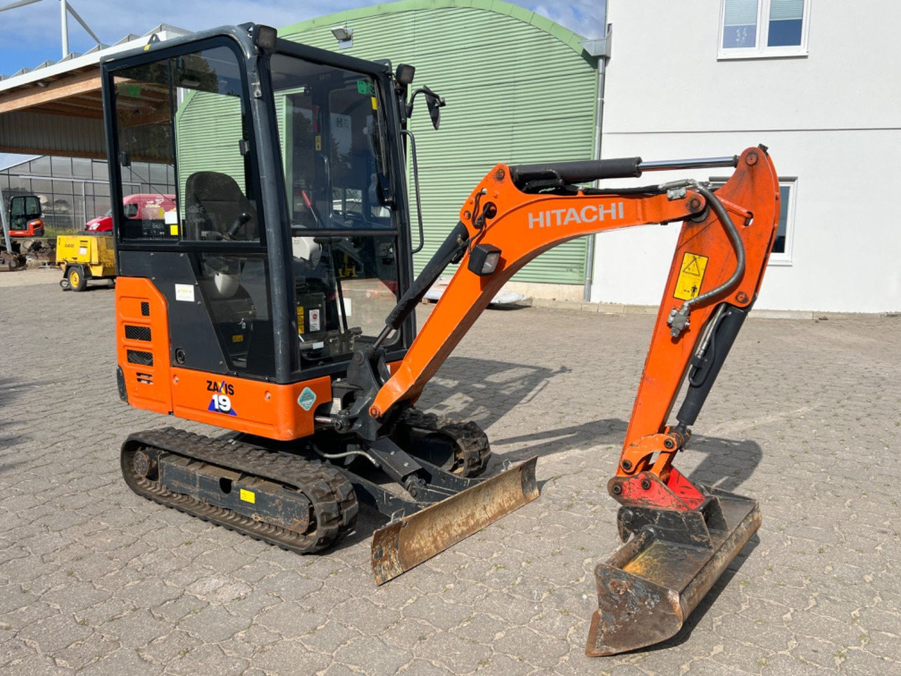 Hitachi ZX 19-6 CR, BJ 21, 1270 BH, MS01, GL - Minibagger: das Bild 2 Hitachi ZX 19-6 CR, BJ 21, 1270 BH, MS01, GL - Minibagger: das Bild 2