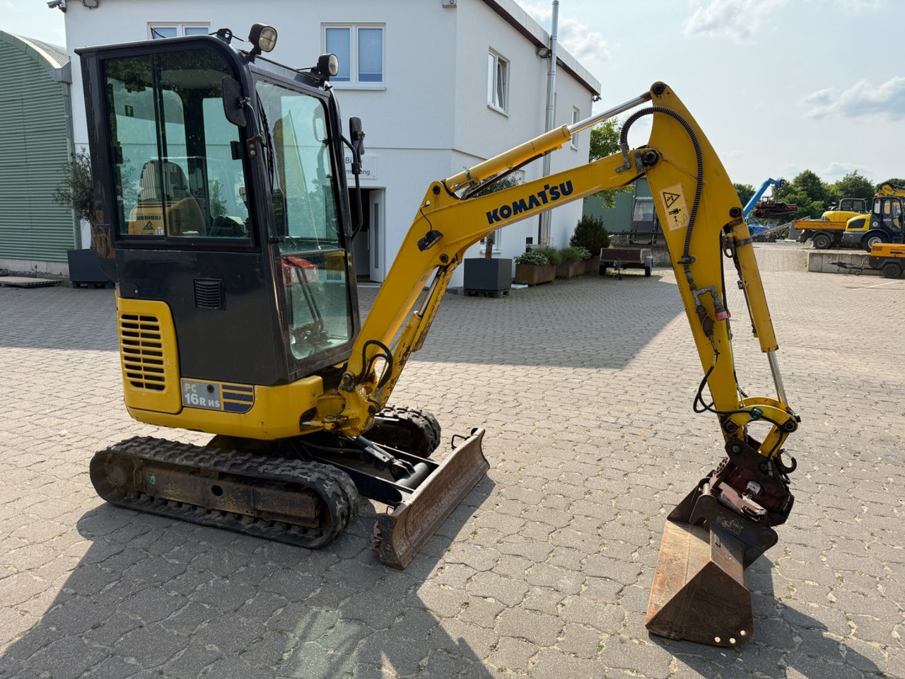 Komatsu PC 16R-3HS, Bj 17, 2210 BH, Tilt mit HS01, GL - Minibagger: das Bild 3 Komatsu PC 16R-3HS, Bj 17, 2210 BH, Tilt mit HS01, GL - Minibagger: das Bild 3