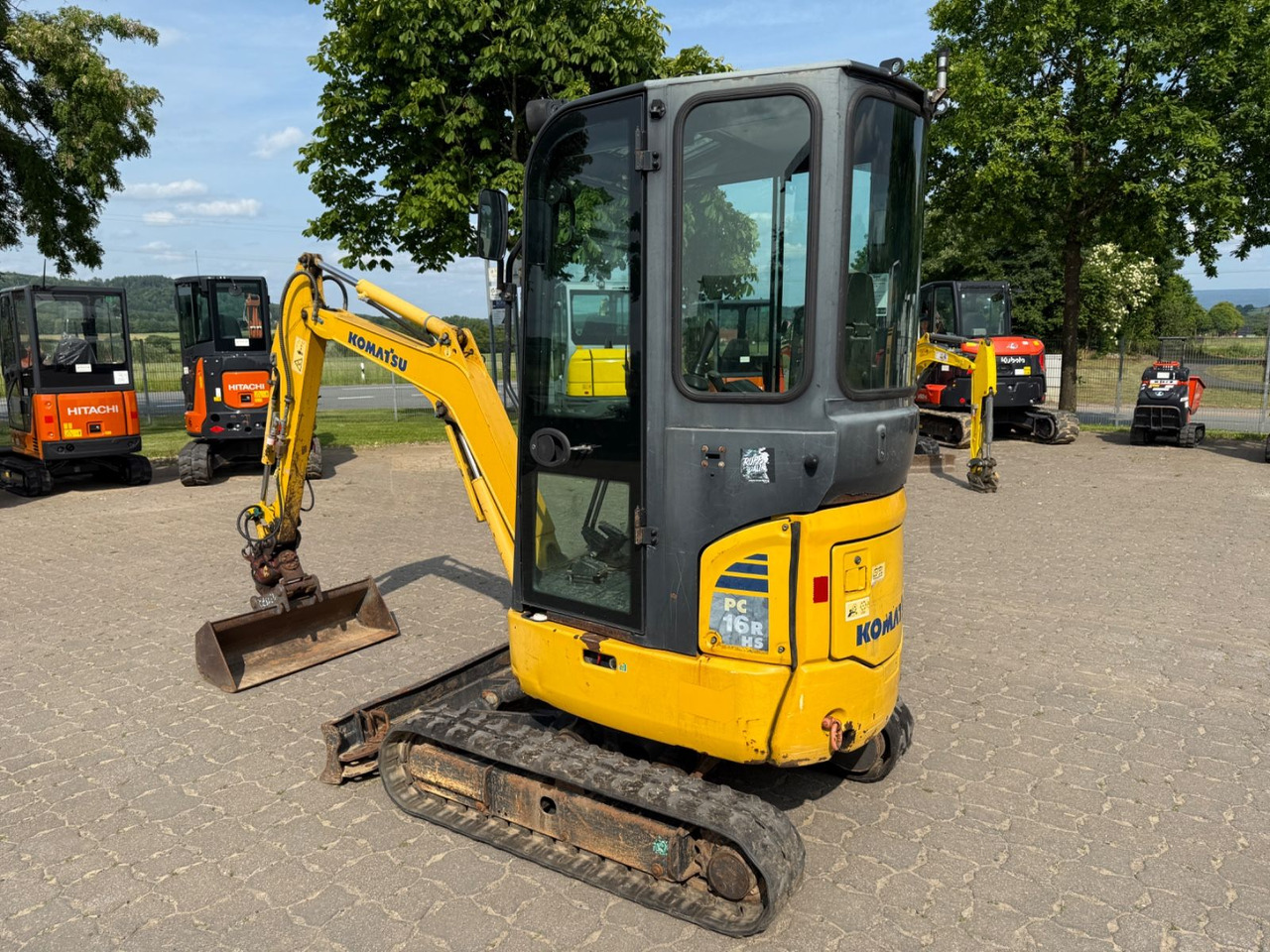 Komatsu PC 16R-3HS, Bj 17, 2210 BH, Tilt mit HS01, GL - Minibagger: das Bild 2 Komatsu PC 16R-3HS, Bj 17, 2210 BH, Tilt mit HS01, GL - Minibagger: das Bild 2