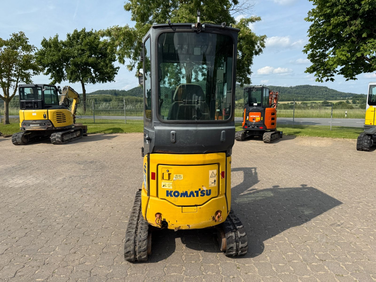 Komatsu PC 16R-3HS, Bj 17, 2210 BH, Tilt mit HS01, GL - Minibagger: das Bild 5 Komatsu PC 16R-3HS, Bj 17, 2210 BH, Tilt mit HS01, GL - Minibagger: das Bild 5