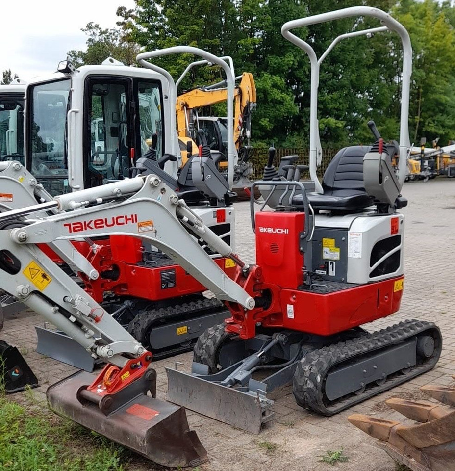Takeuchi TB 210 R, Bj. 23, 220 BH, SW MS01, TL, GL - Minibagger: das Bild 1 Takeuchi TB 210 R, Bj. 23, 220 BH, SW MS01, TL, GL - Minibagger: das Bild 1