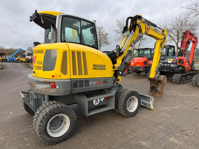 Wacker EW 65, Bj 23, 1200 BH, hydr. VA, Klima, wie neu - Mobilbagger: das Bild 2 Wacker EW 65, Bj 23, 1200 BH, hydr. VA, Klima, wie neu - Mobilbagger: das Bild 2