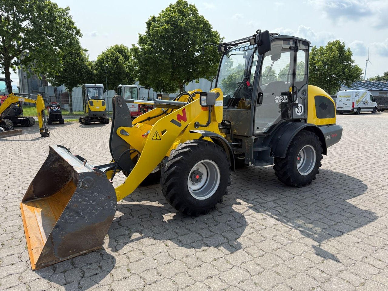 Wacker WL 44, BJ 22, 775 BH, Schaufel, Gabel, TOP - Radlader: das Bild 1 Wacker WL 44, BJ 22, 775 BH, Schaufel, Gabel, TOP - Radlader: das Bild 1