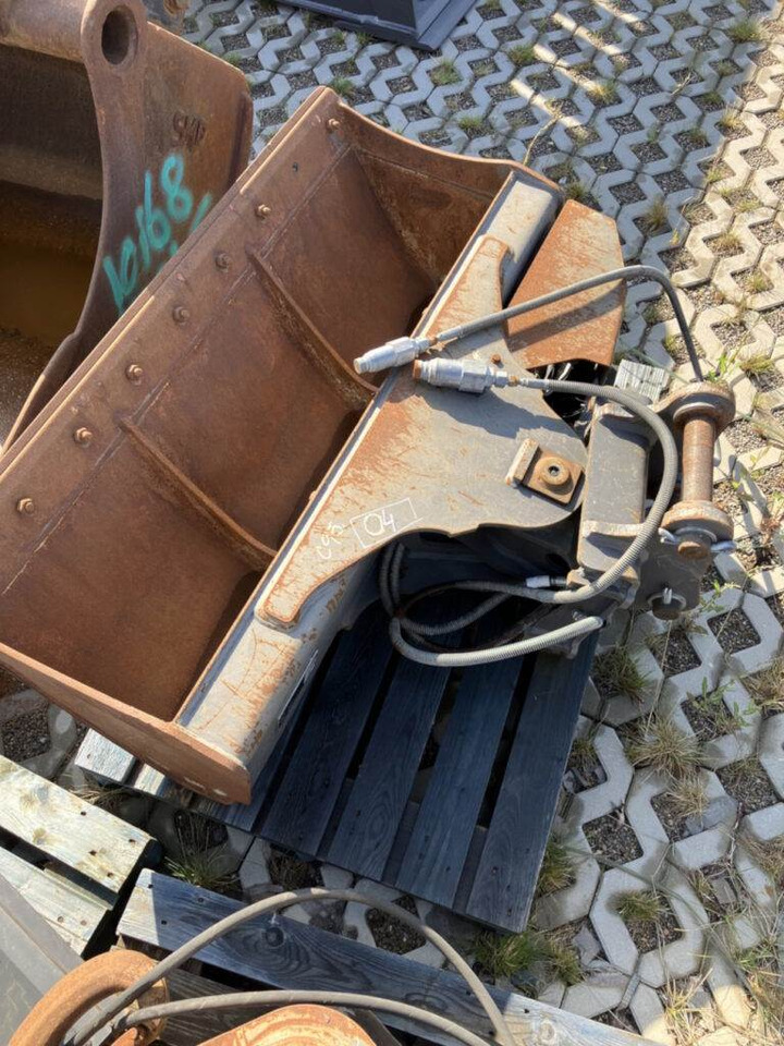 Volvo Böschungslöffel hydr. - Baggerlader: das Bild 3 Volvo Böschungslöffel hydr. - Baggerlader: das Bild 3
