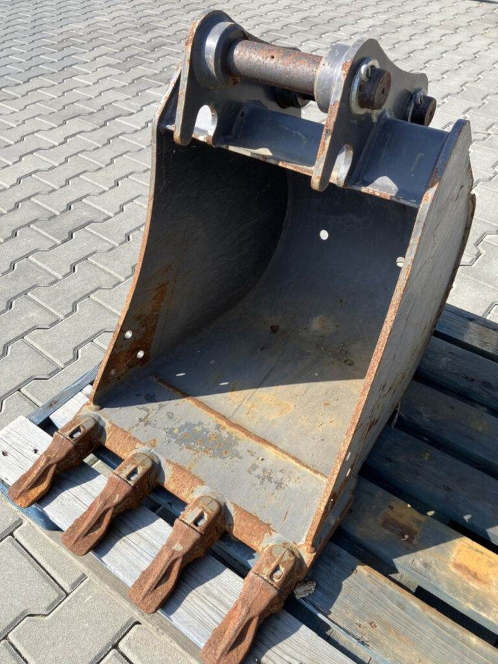 Volvo Tieflöffel mit Zähne - Festanbau - Baggerlader: das Bild 1 Volvo Tieflöffel mit Zähne - Festanbau - Baggerlader: das Bild 1