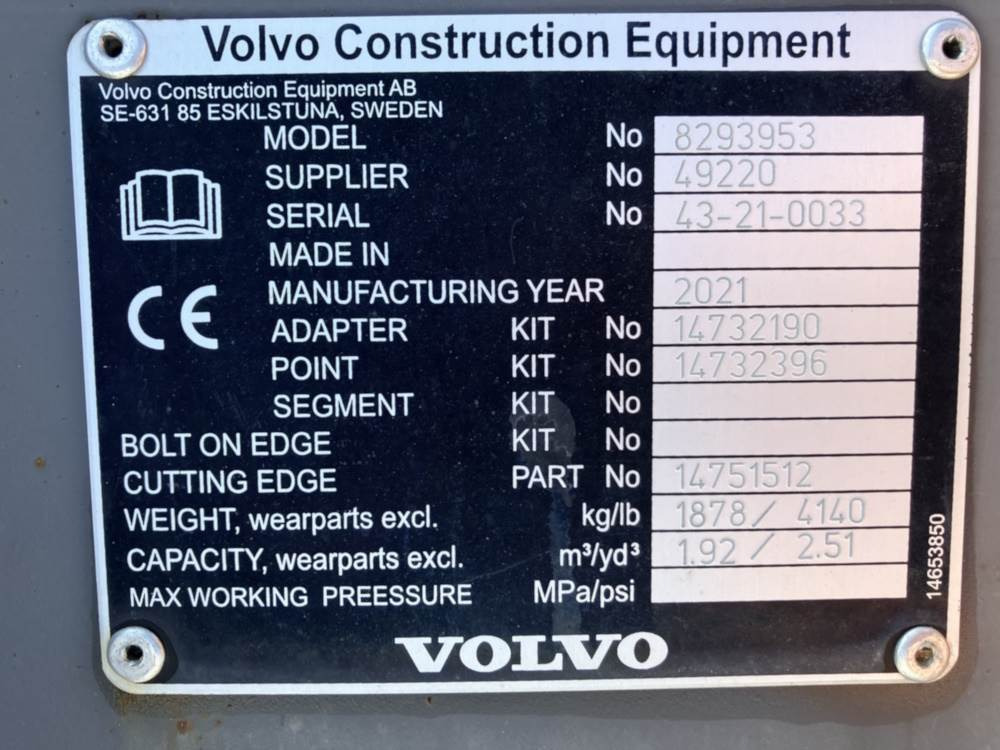 Volvo Tieflöffel mit Zähnen - Festanbau - Baggerlader: das Bild 5 Volvo Tieflöffel mit Zähnen - Festanbau - Baggerlader: das Bild 5