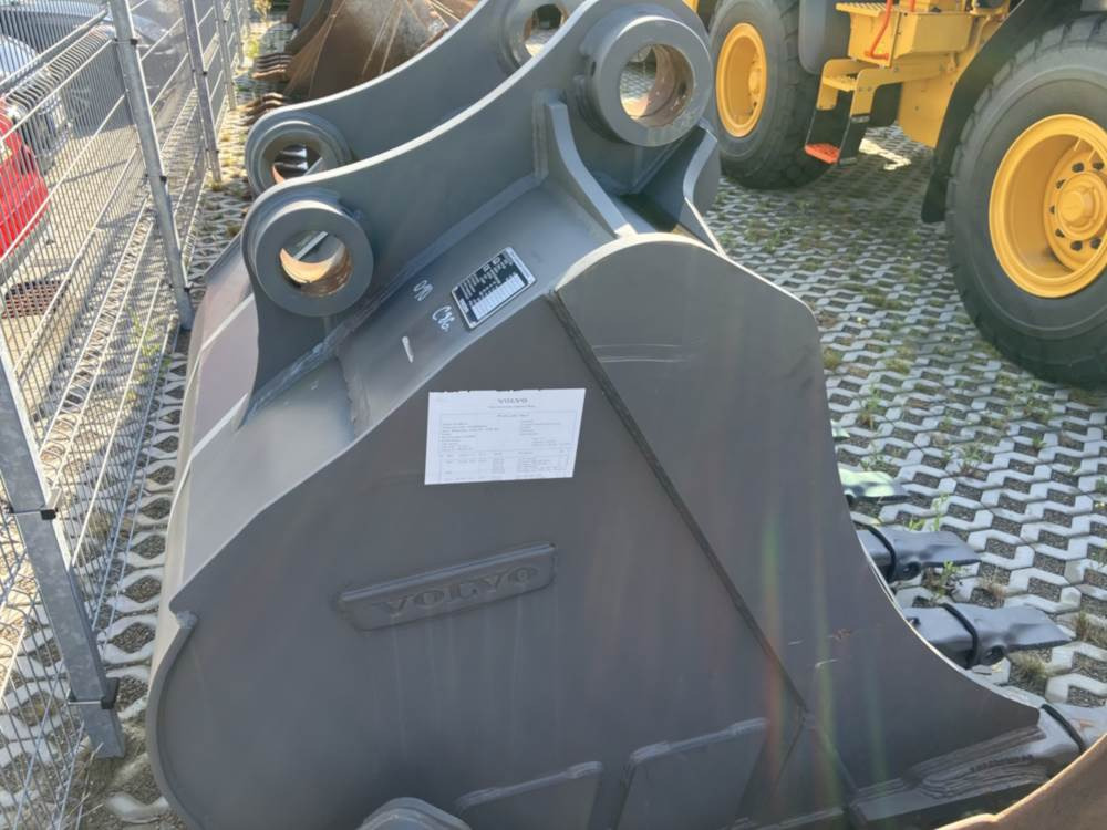 Volvo Tieflöffel mit Zähnen - Festanbau - Baggerlader: das Bild 3 Volvo Tieflöffel mit Zähnen - Festanbau - Baggerlader: das Bild 3