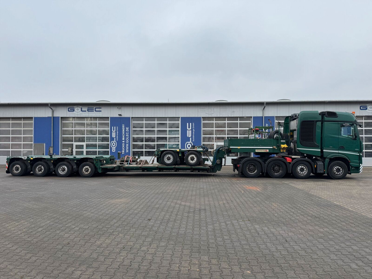 Faymonville STBZ-6VA Tieflader 4+2 Achse + Schwerlast *83 T - Tieflader Auflieger: das Bild 4 Faymonville STBZ-6VA Tieflader 4+2 Achse + Schwerlast *83 T - Tieflader Auflieger: das Bild 4
