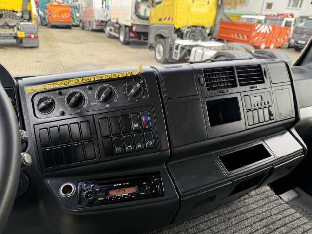 MAN TGA 18.360 4x2 HD-Kanalreiniger ASSMANN 6500 L - Saug-/ Spülfahrzeug: das Bild 3 MAN TGA 18.360 4x2 HD-Kanalreiniger ASSMANN 6500 L - Saug-/ Spülfahrzeug: das Bild 3