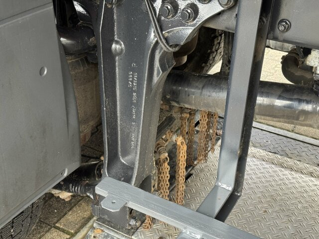 MAN TGS 28.400 6x4-4 Kipper Kran Palfinger PK9002 - Kipper, Autokran: das Bild 4 MAN TGS 28.400 6x4-4 Kipper Kran Palfinger PK9002 - Kipper, Autokran: das Bild 4