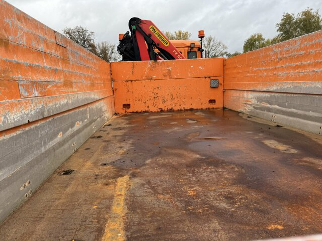 MAN TGS 28.400 6x4-4 Kipper Kran Palfinger PK9002 - Kipper, Autokran: das Bild 2 MAN TGS 28.400 6x4-4 Kipper Kran Palfinger PK9002 - Kipper, Autokran: das Bild 2