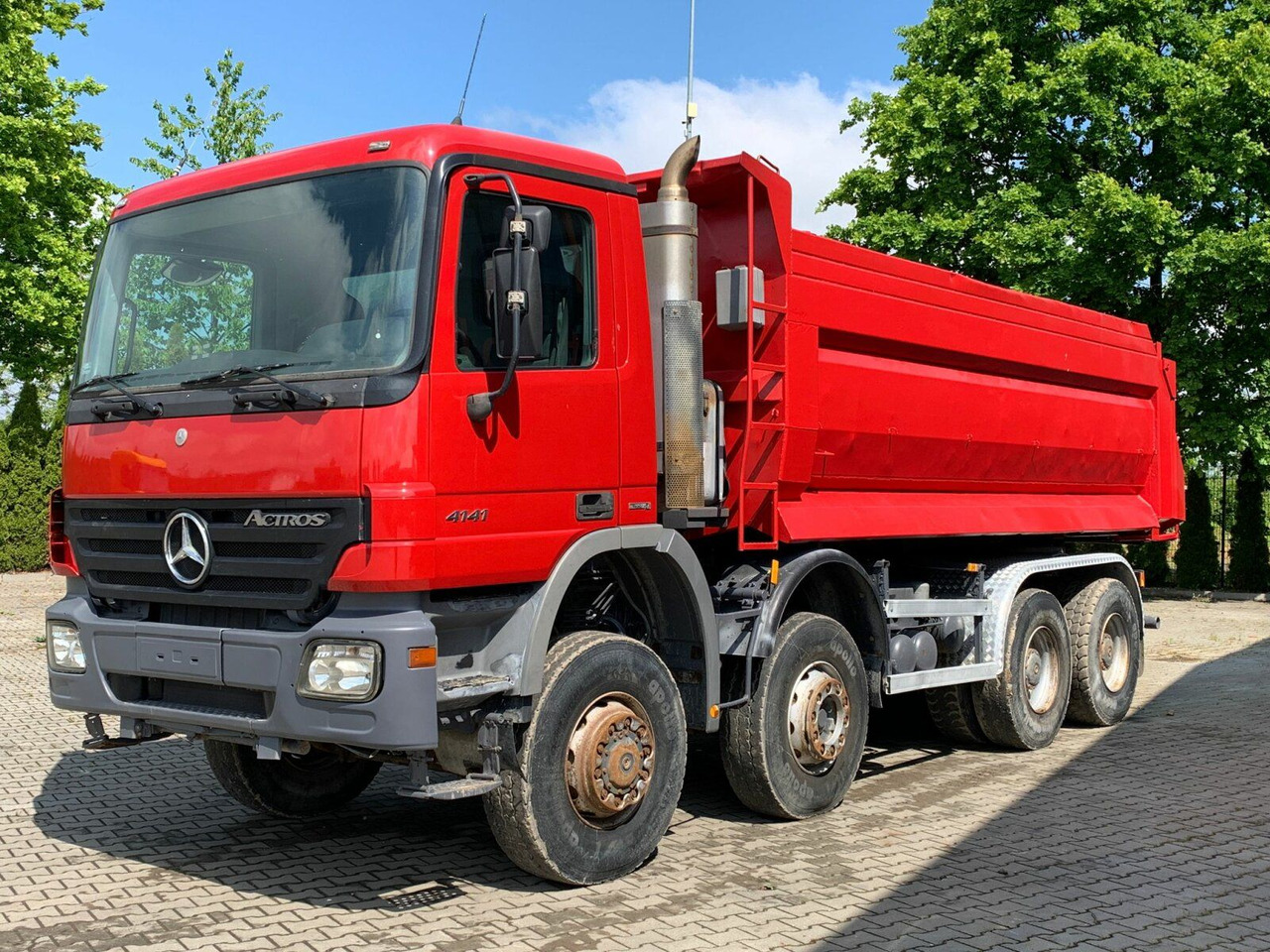 Mercedes-Benz ACTROS 4141 EURO4 8x8 Muldenkipper - Kipper: das Bild 2 Mercedes-Benz ACTROS 4141 EURO4 8x8 Muldenkipper - Kipper: das Bild 2