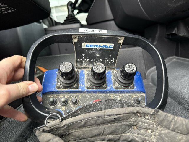 Mercedes-Benz AROCS 2636 6x4 Euro 6 Betonpumpe SERMAC 4Z36 - Betonpumpe: das Bild 4 Mercedes-Benz AROCS 2636 6x4 Euro 6 Betonpumpe SERMAC 4Z36 - Betonpumpe: das Bild 4