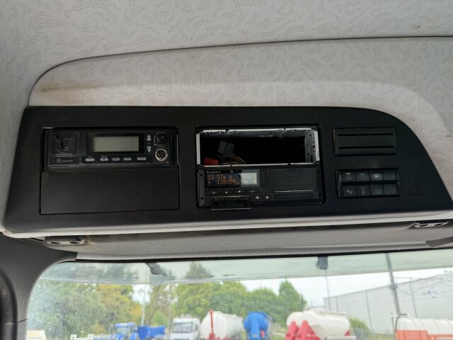 Mercedes-Benz AROCS 4145 8x8 Meiller Muldenkipper - Kipper: das Bild 5 Mercedes-Benz AROCS 4145 8x8 Meiller Muldenkipper - Kipper: das Bild 5